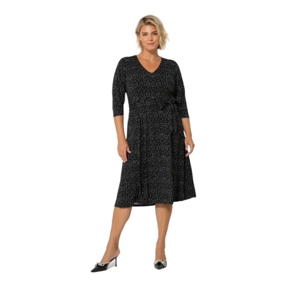 Leota Tie Waist Midi Dress with Pockets NWOT